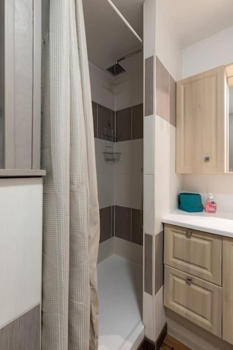 Appartement Centre Ville Wifi Parking Draps Fournis Cauterets Εξωτερικό φωτογραφία